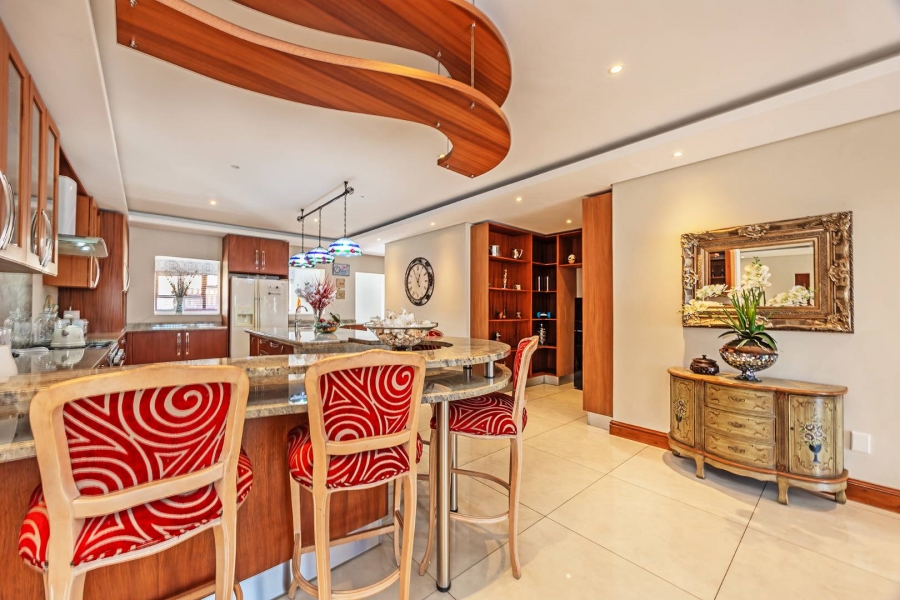 8 Bedroom Property for Sale in Baronetcy Estate Western Cape